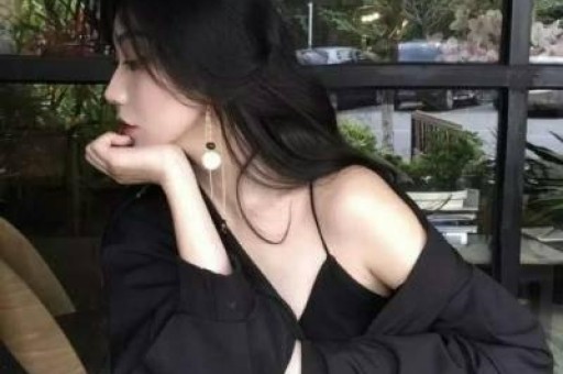 向太这回恐要翻车！曝49岁黄晓明曾当众给她下跪十几人目睹