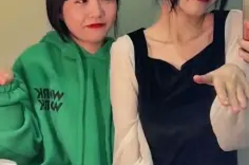 某顶流明星深夜被拍与神秘女子共进晚餐疑似新恋情曝光！