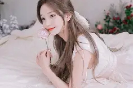 不知羞耻！女教师多次旷工出轨露骨聊天记录被扔学校千人群